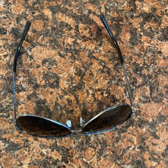 Armani Exchange sunglasses - Picture 2 of 5